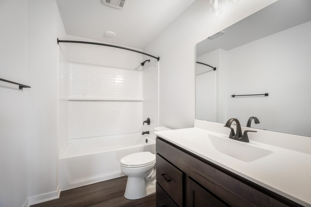 Edgewood Meadows Upper Condo Bathroom by Stepping Stone Homes