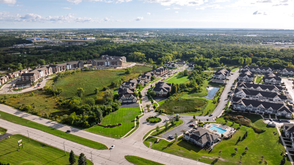 Aerial View of the Colonial Woods Condos in Oak Creek WI